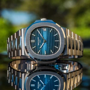 Replica Patek Philippe Nautilus 5811/1G-001 White Gold Case Blue Dial
